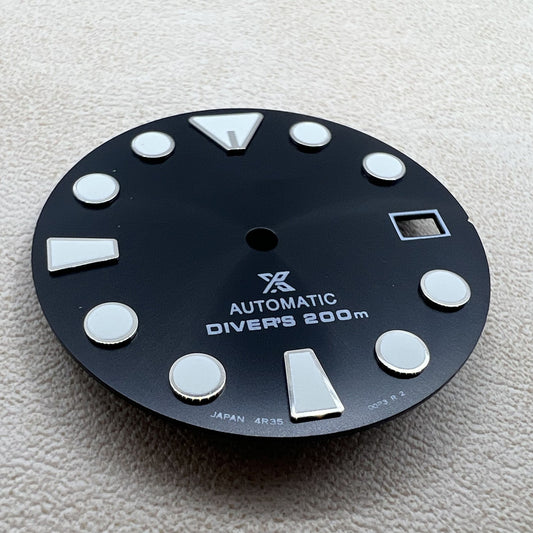 28.5mm Black Datejust dial with green luminous markers, compatible with NH35 NH36 movement.