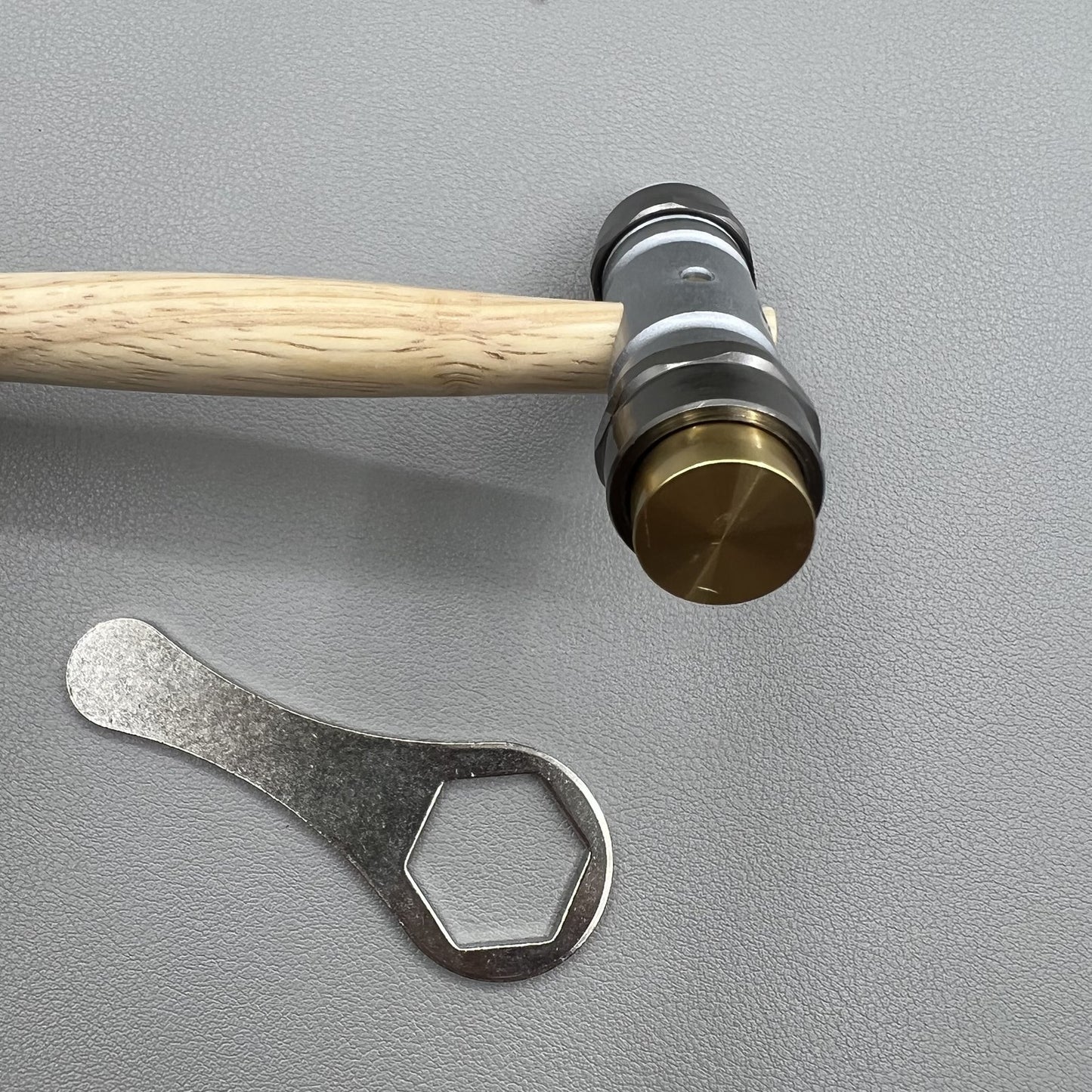 Bergeon Hammer 30417 Swiss Werkzeug mit austauschbaren Messing und