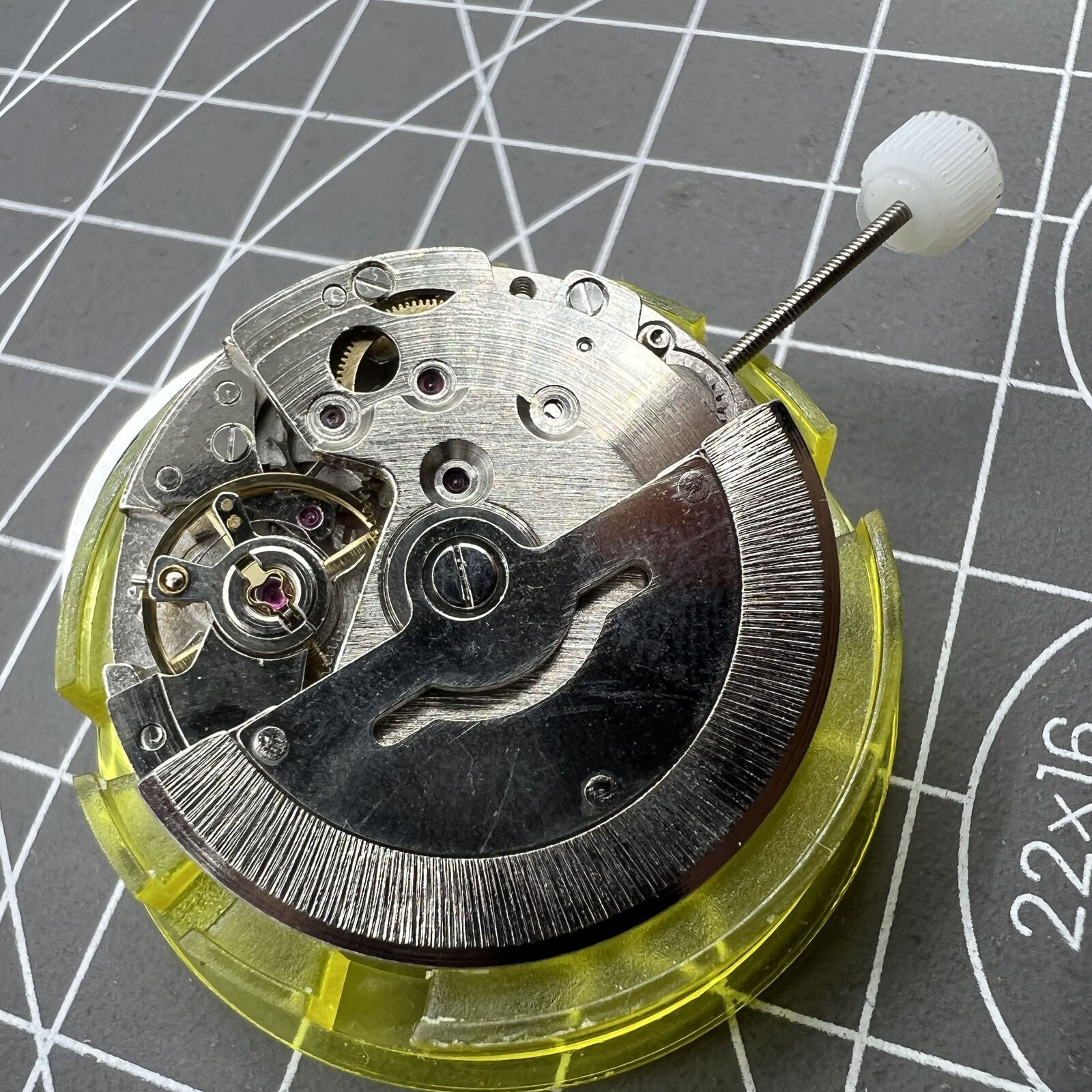 2813 automatic mechanical watch movement with day-date display, compatible with models 8200 and 8205, quality replacement part.