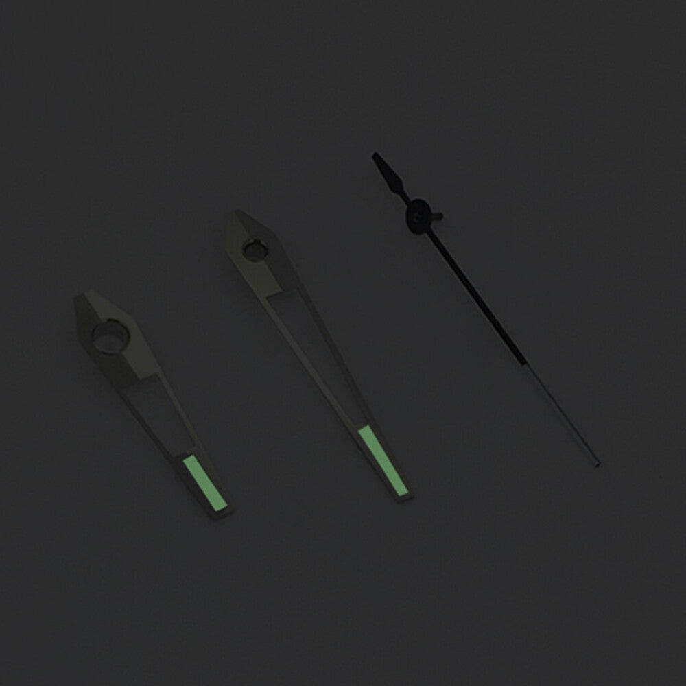 Green luminous watch hands with silver trim for China Made 8215/2813 Miyota 8N24 movements, ideal for accurate timekeeping refills.