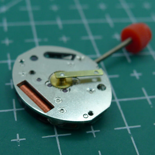 Swiss Made ETA 980.005 quartz movement with 2 hands for precise watch accessory performance.