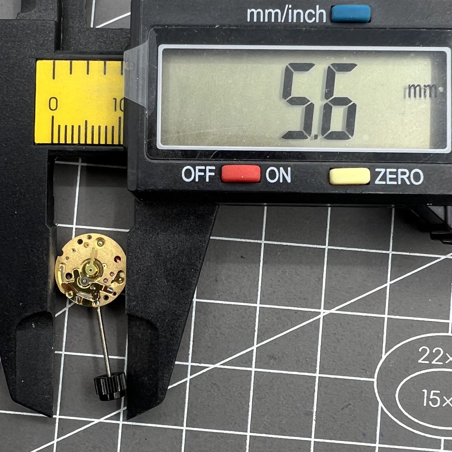 Swiss ETA E01.001 quartz watch movement with precision 2-hand design for reliable timekeeping by ETA.