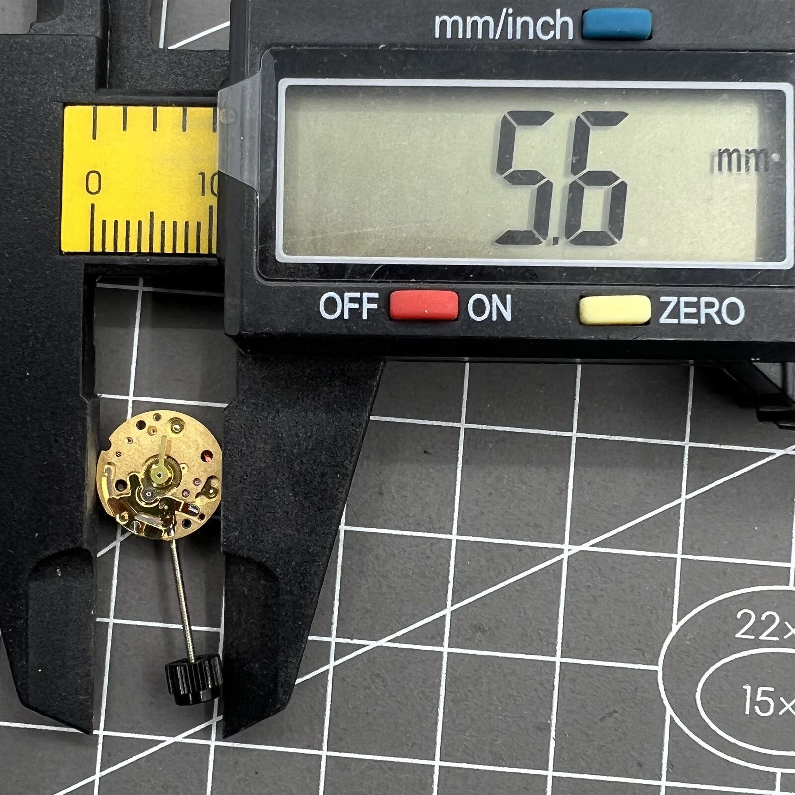 Swiss ETA E01.001 quartz watch movement with precision 2-hand design for reliable timekeeping by ETA.
