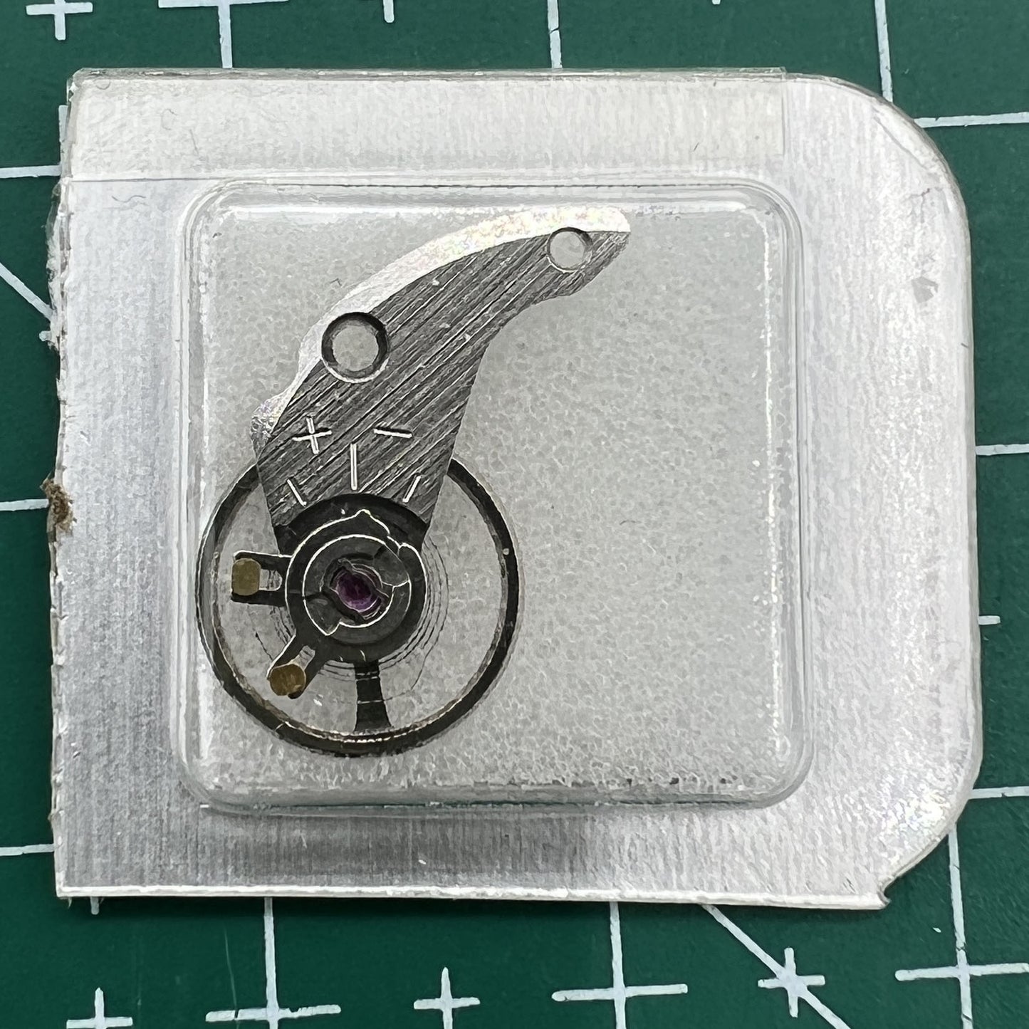 Complete balance wheel with splint for Miyota NH35 NH36 movement, ideal for watch repair and assembly.