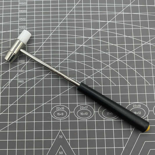 Marteau en acier avec manche en plastique, outil de réparation et de démontage de maillons de bracelet de montre