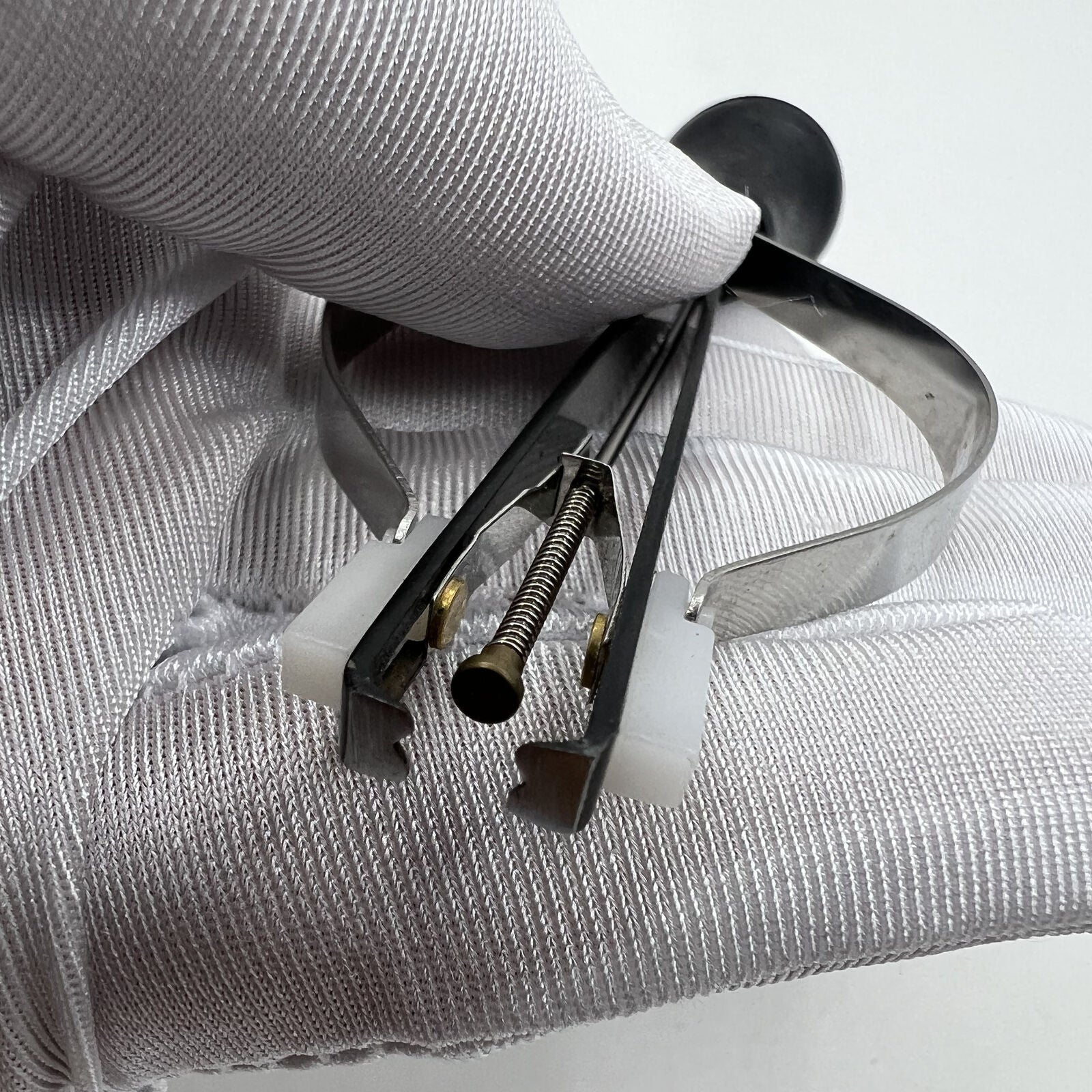 Hand remover tool BG 30636-1 by BrandName, designed for precise wristwatch hand removal in watch repairs.