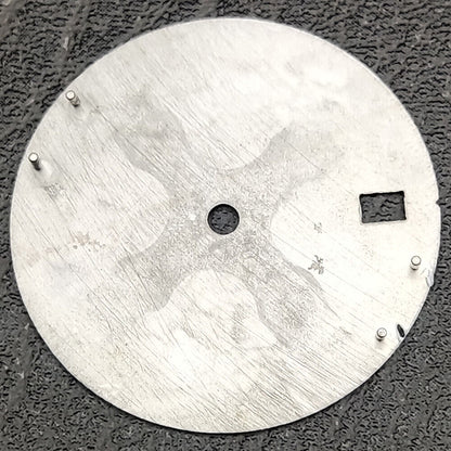 No Lume 28.5mm pink leaf pattern watch dial for NH35 movement, artistic design for accessories.