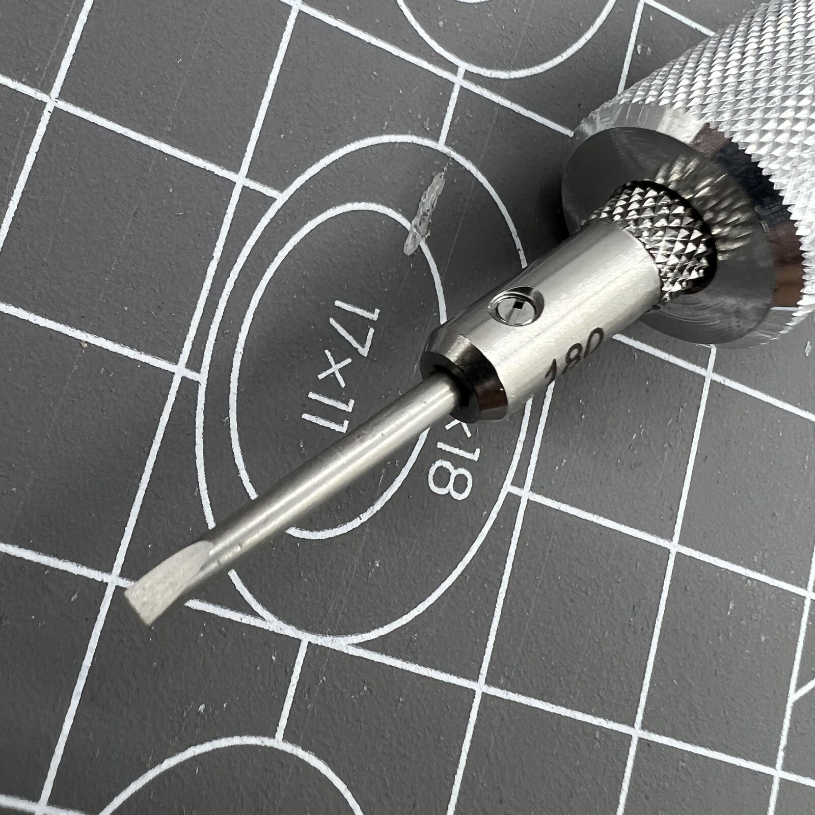 Bergeon 30081-TAM-180 Swiss Made 1.80mm precision drum barrel screwdriver for watch repair tools.