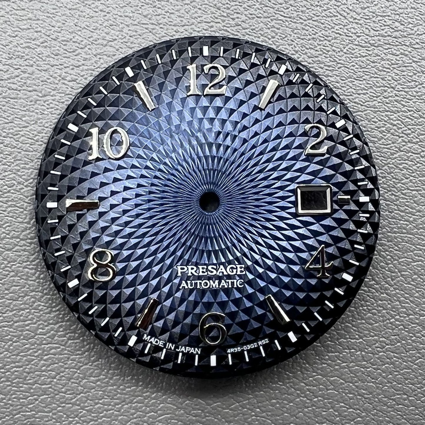Silver-tone 35mm blue gradient dial for NH35 NH36 date watch, sleek design, brand quality