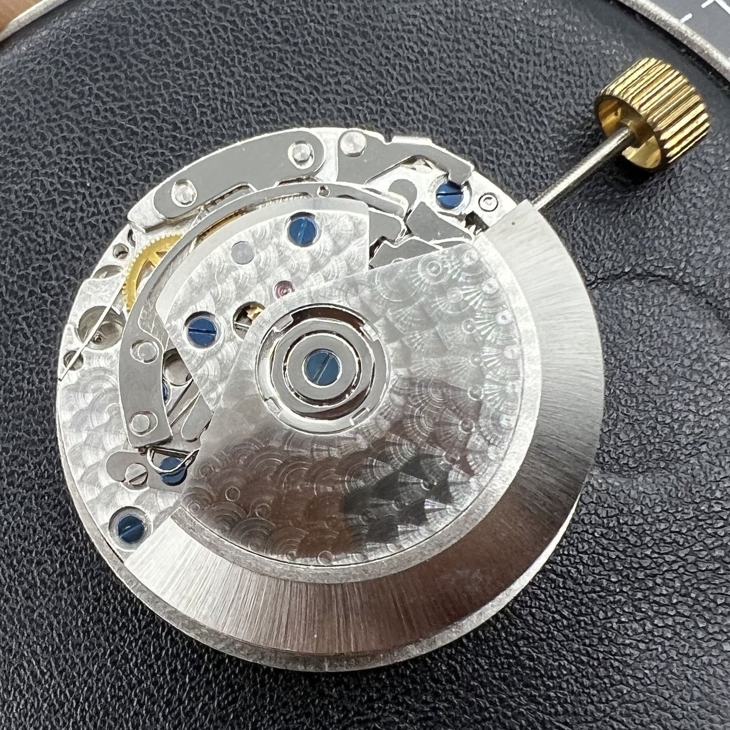 Dandong Automatisches Mechanisches Uhrwerk Model 7753 Kleine Sekunde bei 9 Uhr Mechanismus