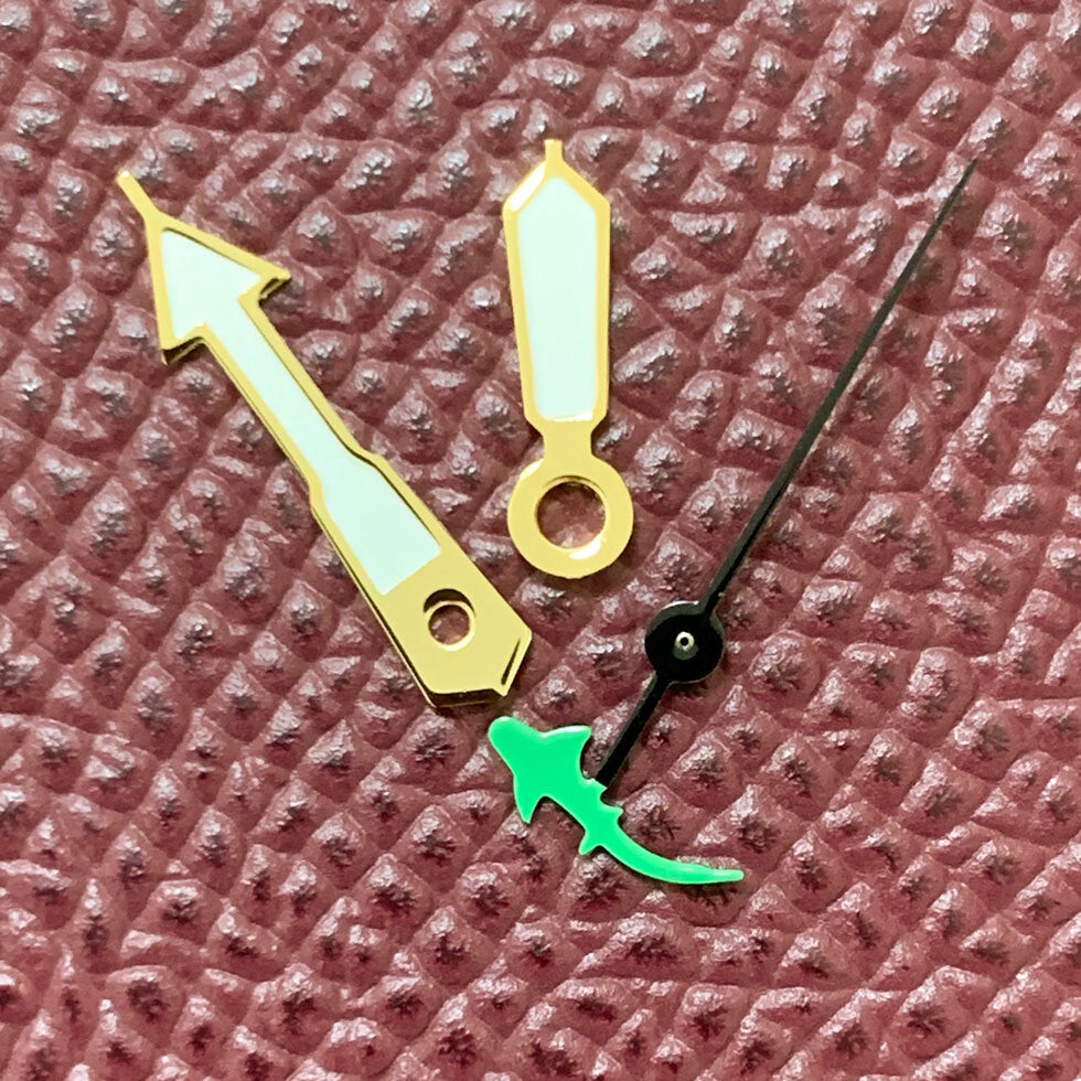 Green luminous hands set for NH35/NH36/4R36 Turtle Fish movements, improving watch visibility in low light.
