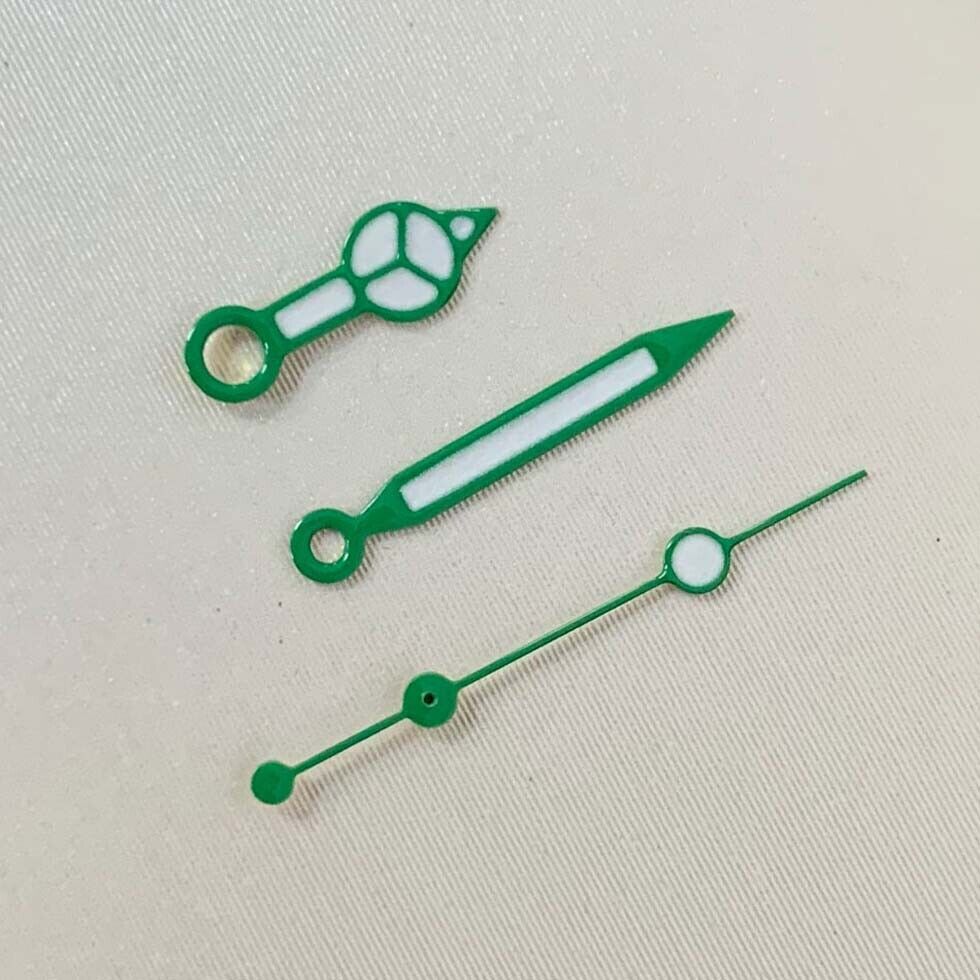 Green luminous watch hands set with second hand for NH35 NH36 movement, enhancing readability in low light.