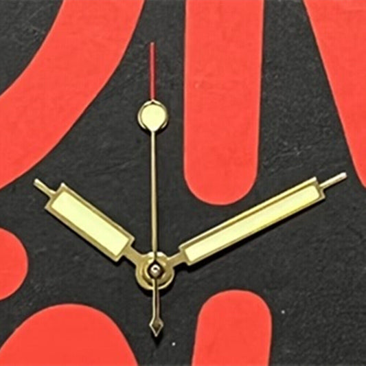 Quadratischer, spitzer, goldener Rand, C3-Uhrzeiger mit grüner Leuchtmasse für SKX/SBBN NH35A/NH36
