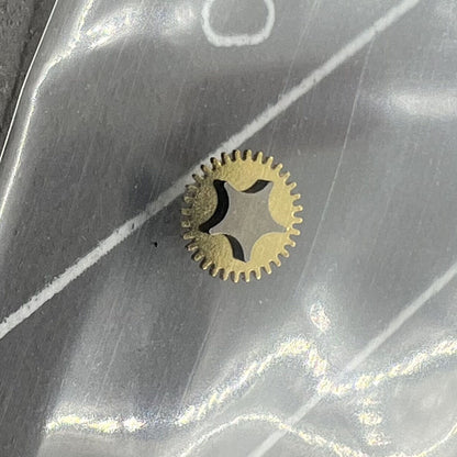 Generic Ref 3135-645 date corrector replacement part compatible with RLX 3135 movement, precision watch accessory.