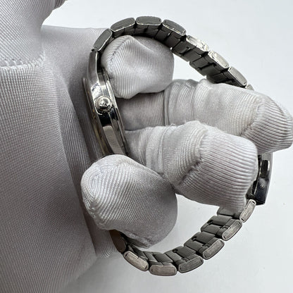 32mm Chinese Taihang manual watch, black dial with golden markers, 17-jewel precision movement for accurate timekeeping