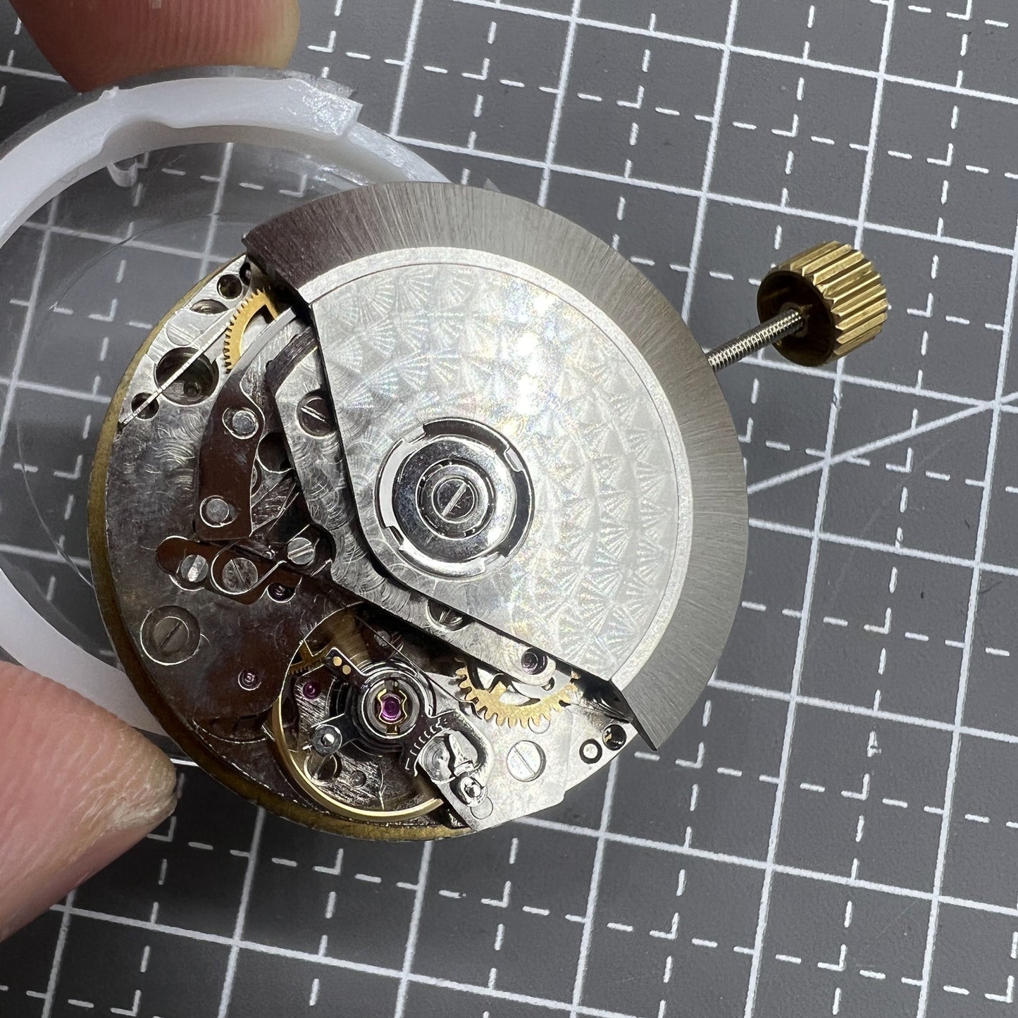 Automatisches Chronographenwerk ETA 7753 mit Anzeige bei 3 6 9 Uhr Position