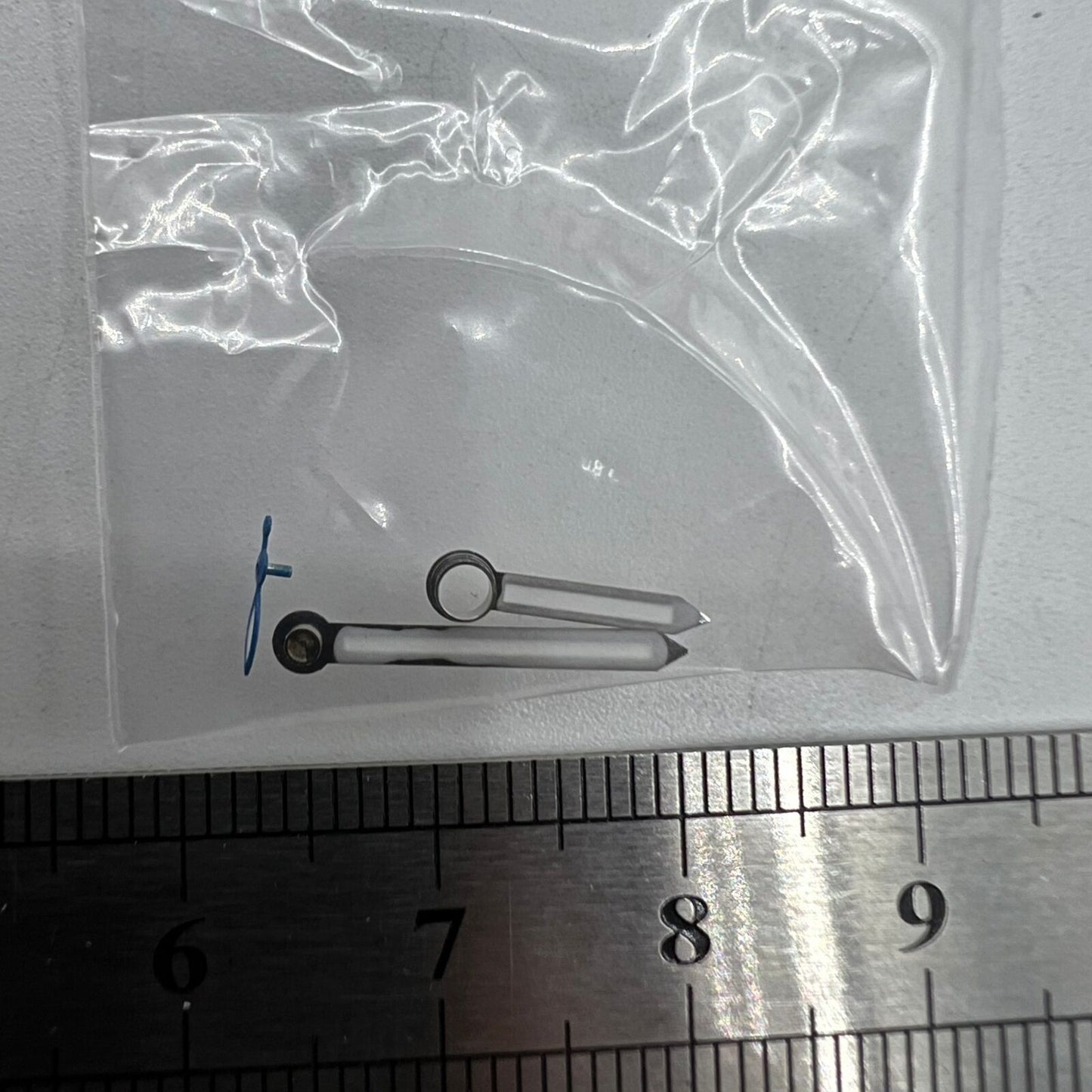 Silver trim arrow-shaped green lume watch hands compatible with ST3600, ST3620, ETA6497, ETA6498 movements.