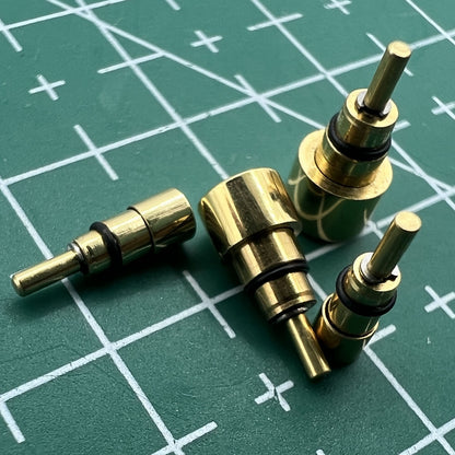 Golden stainless steel watch with pusher drive, available in 13 sizes, elegant classical style by Wholesale Watch.