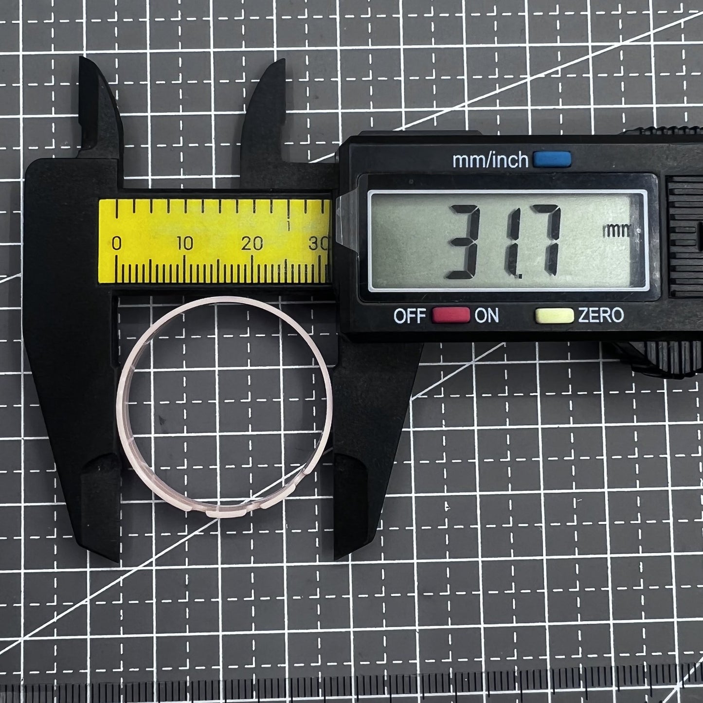 5 Stück Uhrgehäuse Montage Distanzring Zubehör für ETA G10.211 Uhrwerk