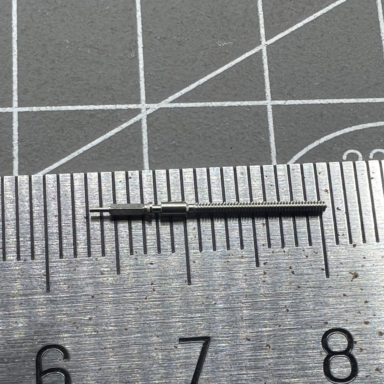 High-quality watch winding stem for Shanghai 2824 movement, ensuring precise timekeeping performance.