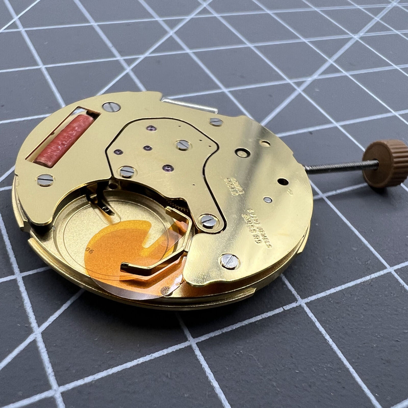 Swiss Made Ronda 6004D quartz watch movement with date display at 3 o?clock, precise timing by Ronda.