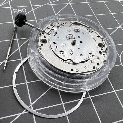 Miyota/Citizen 9039 automatic watch movement highlighting smooth 3-hand mechanism, ideal for precision timekeeping.