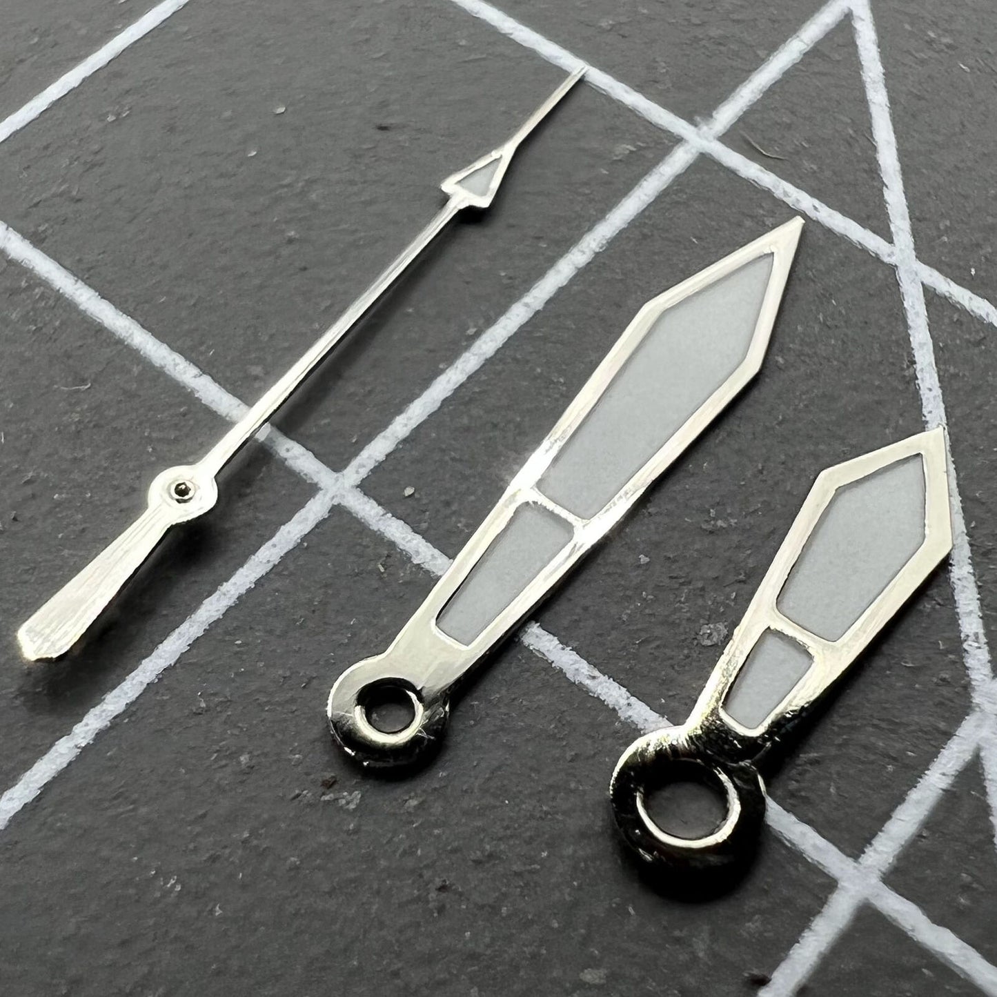 Silver arrow-shaped 12mm watch hands with trim, compatible with Miyota 2315 2035 2036 2115 2305 movements.