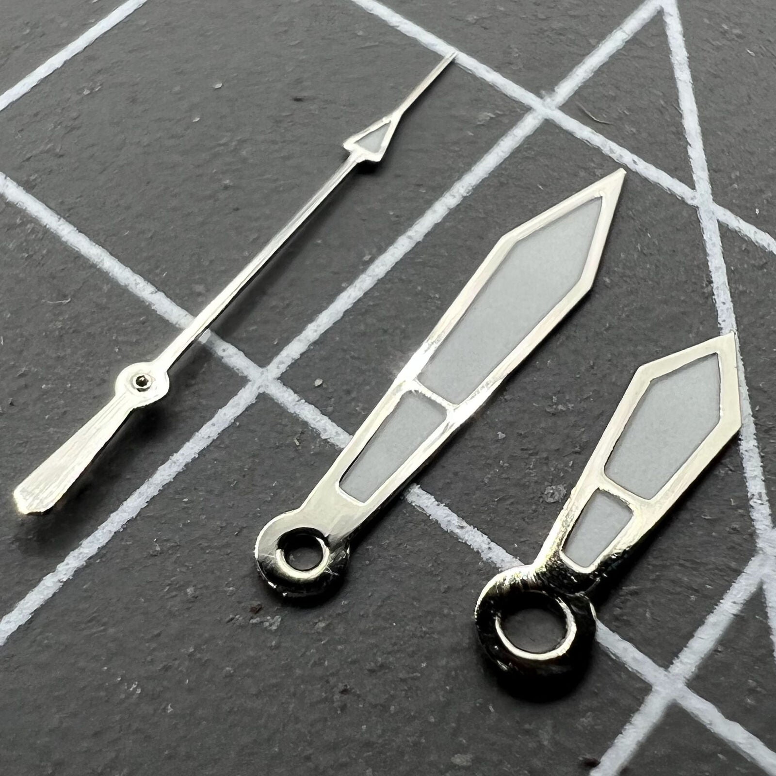 Silver arrow-shaped 12mm watch hands with trim, compatible with Miyota 2315 2035 2036 2115 2305 movements.