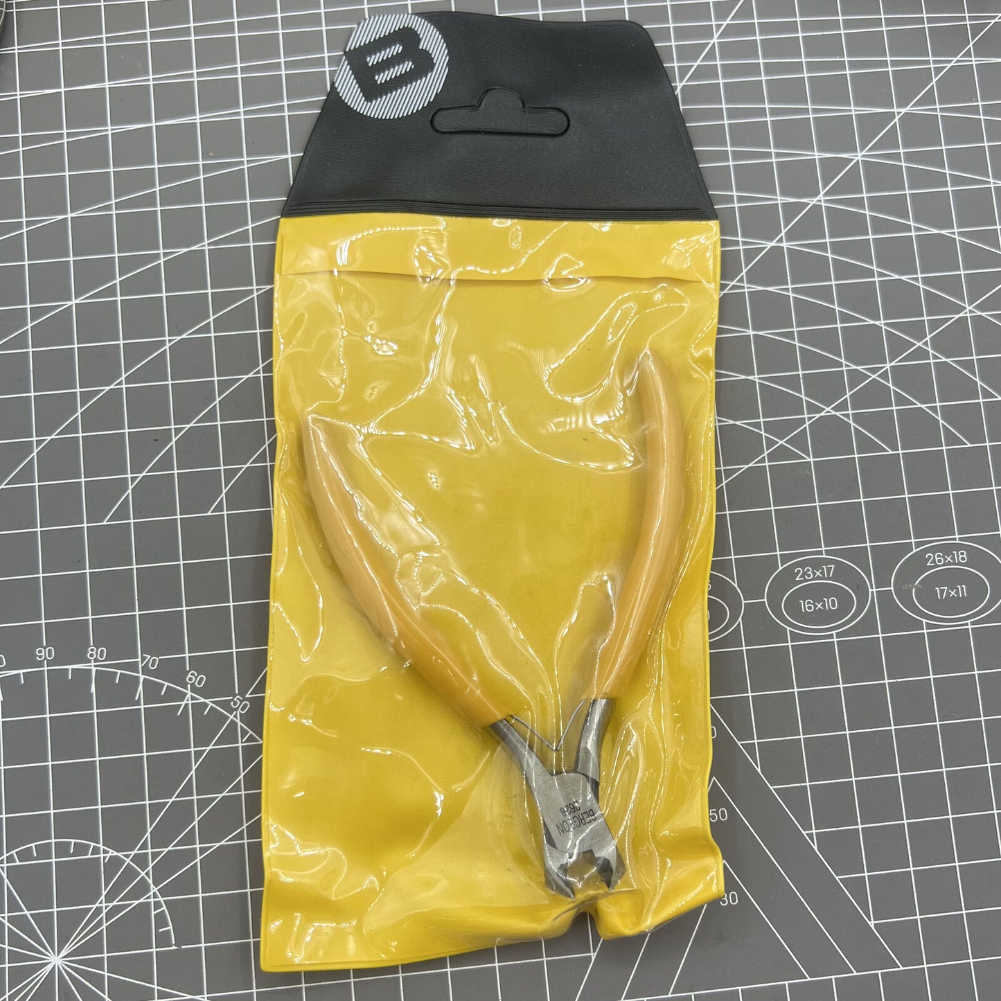 Bergeon 2628 Swiss Made oblique end cutting plier for precise watch accessory trimming