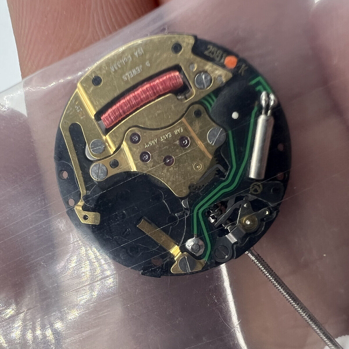 ISA 338 quartz watch movement replacement part, compatible with J328/103 models, for precise repairs.