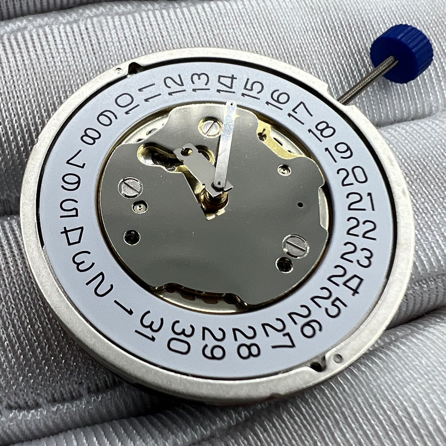 Swiss Ronda 5030D quartz watch movement with date at 4, precision Swiss parts by Ronda.