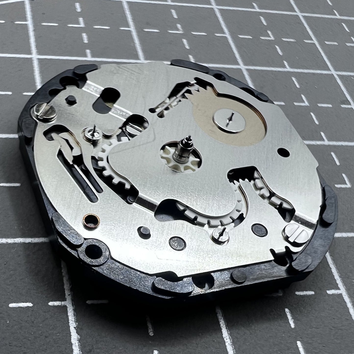 Seiko 5Y85A quartz movement for watches, precise Japan model mechanism, watch accessory.