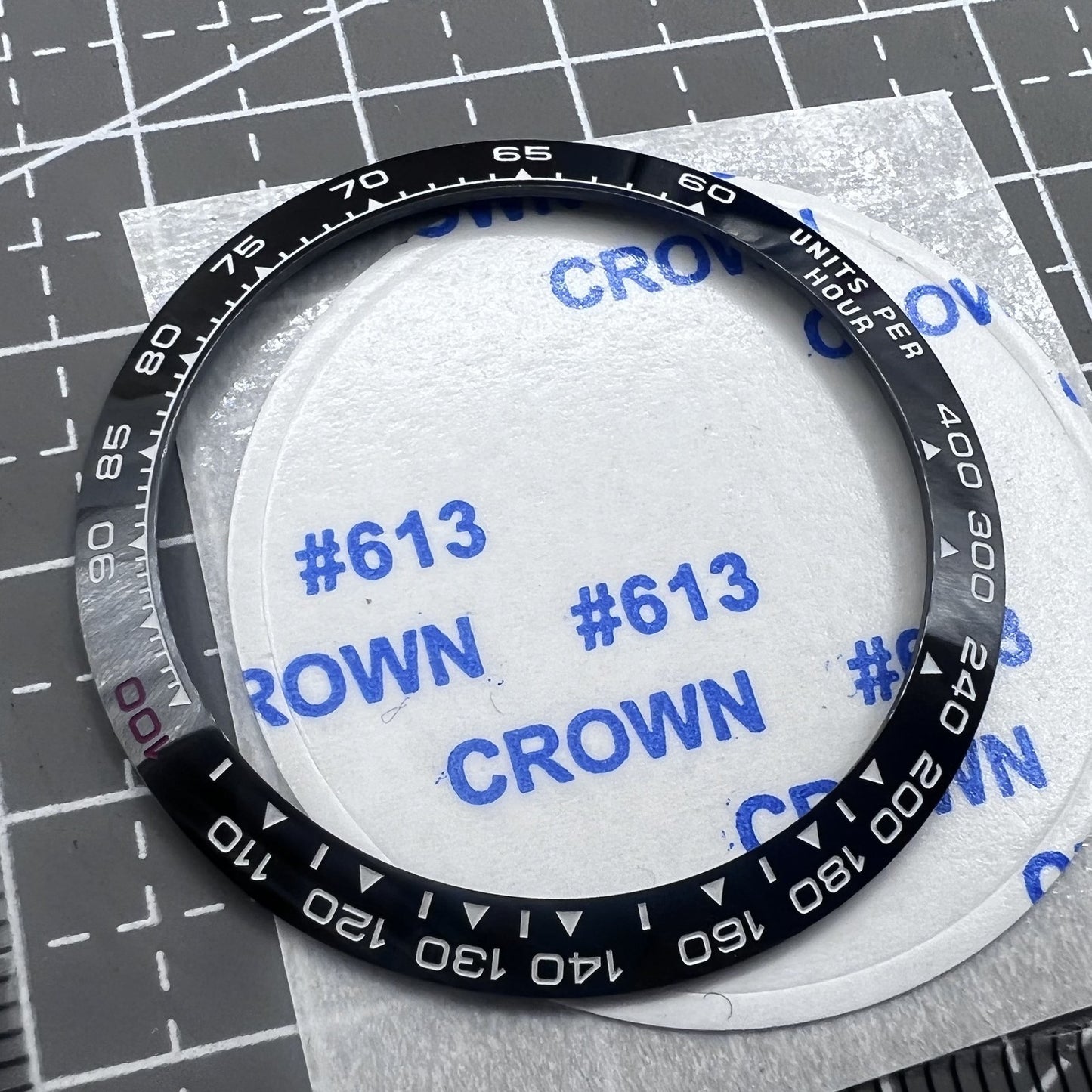 Ceramic bezel 37.65mm black, white, red with 100 marking for Daytona watch accessories by Keramik.