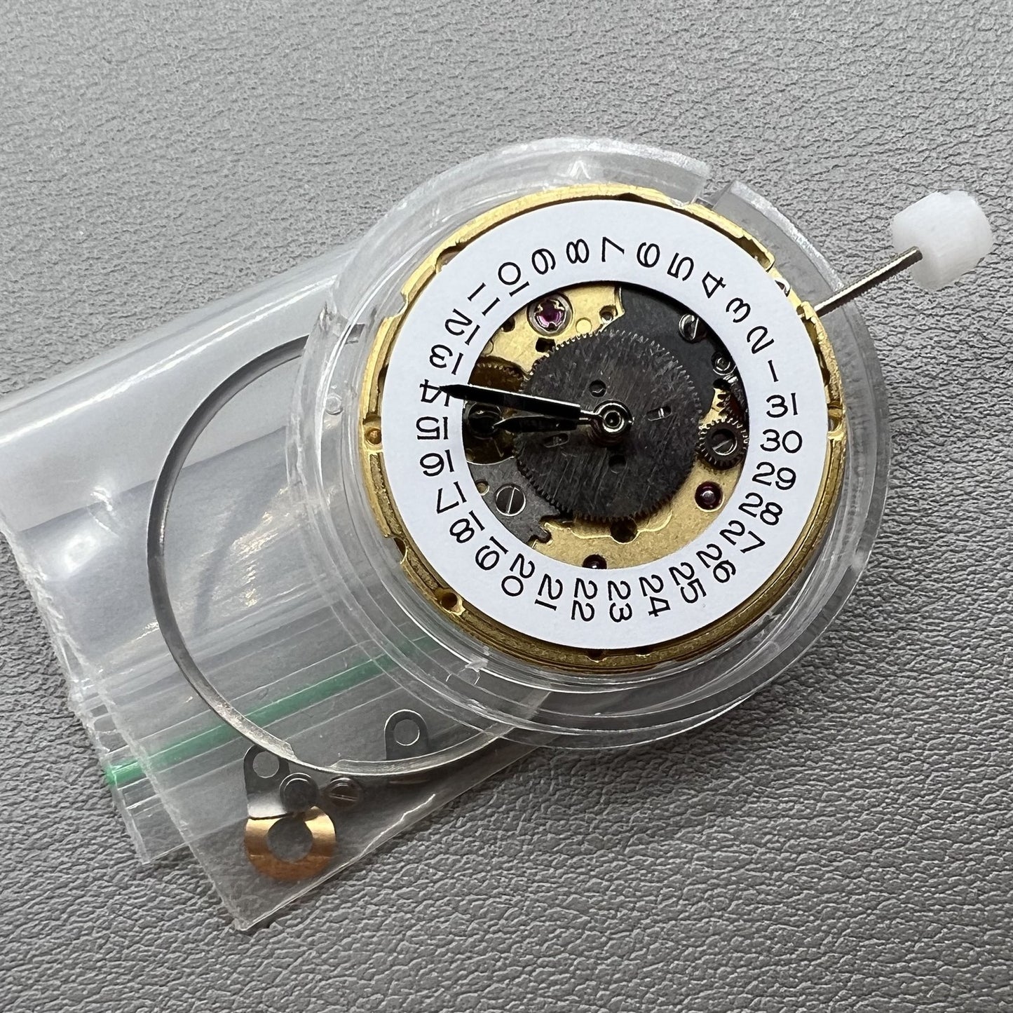 Hangzhou 6460 mechanical watch movement with GMT function, precise ETA 2836 replacement part.