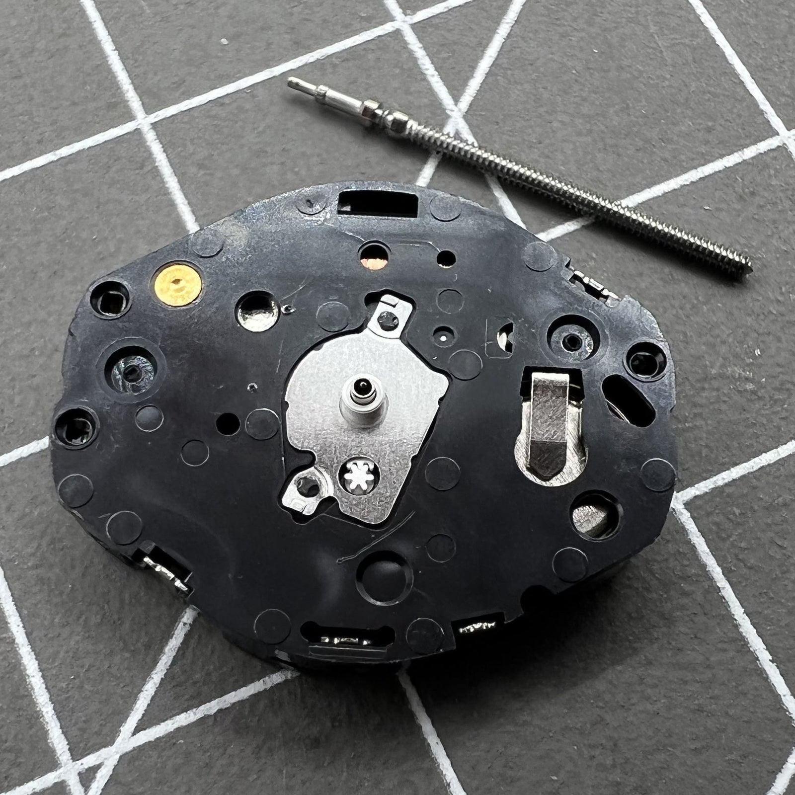 Miyota 7T35 Quartz 3 Hands watch movement for precise timekeeping and durability.