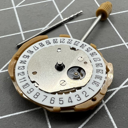Miyota GL15 Japan Quartz watch movement showing date display at 6 o'clock position