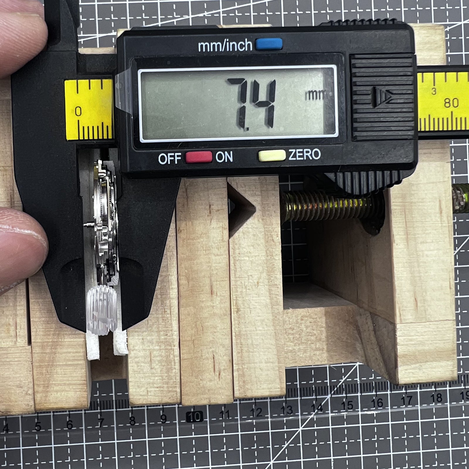 Seiko Automatikwerk NH70A Uhrwerk, pr�zise japanische SII-Qualit�t f�r Uhrenherstellung.