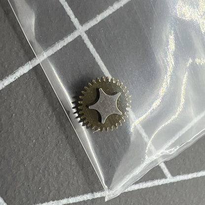 Generic Ref 3135-645 date corrector replacement part compatible with RLX 3135 movement, precision watch accessory.