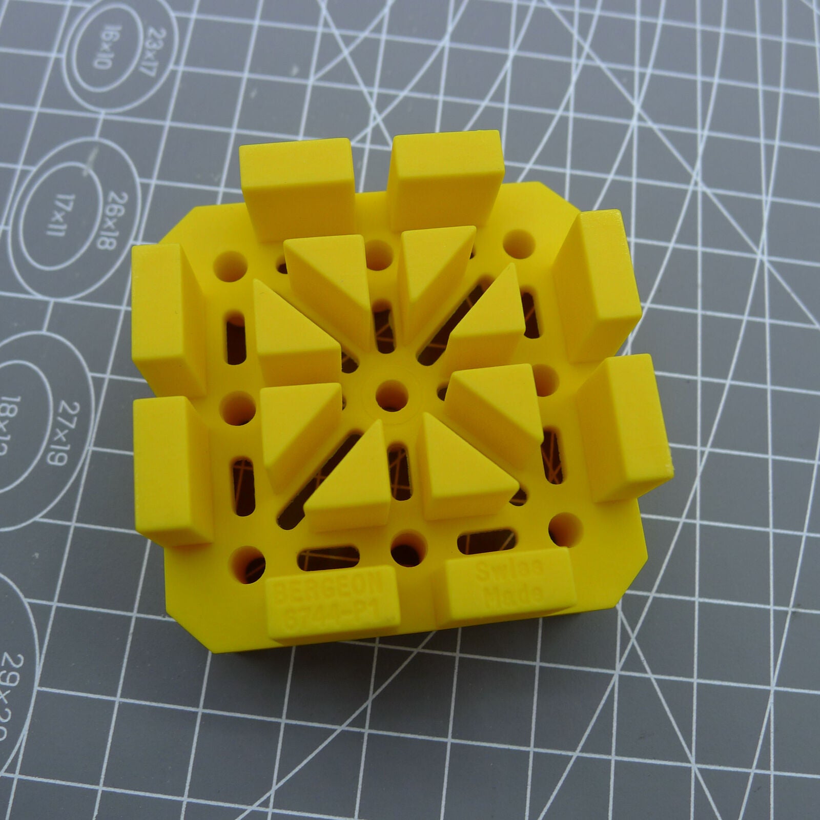 Bergeon 6744-P1-S flexible watch bracelet holder block for precise Swiss watch repairs.