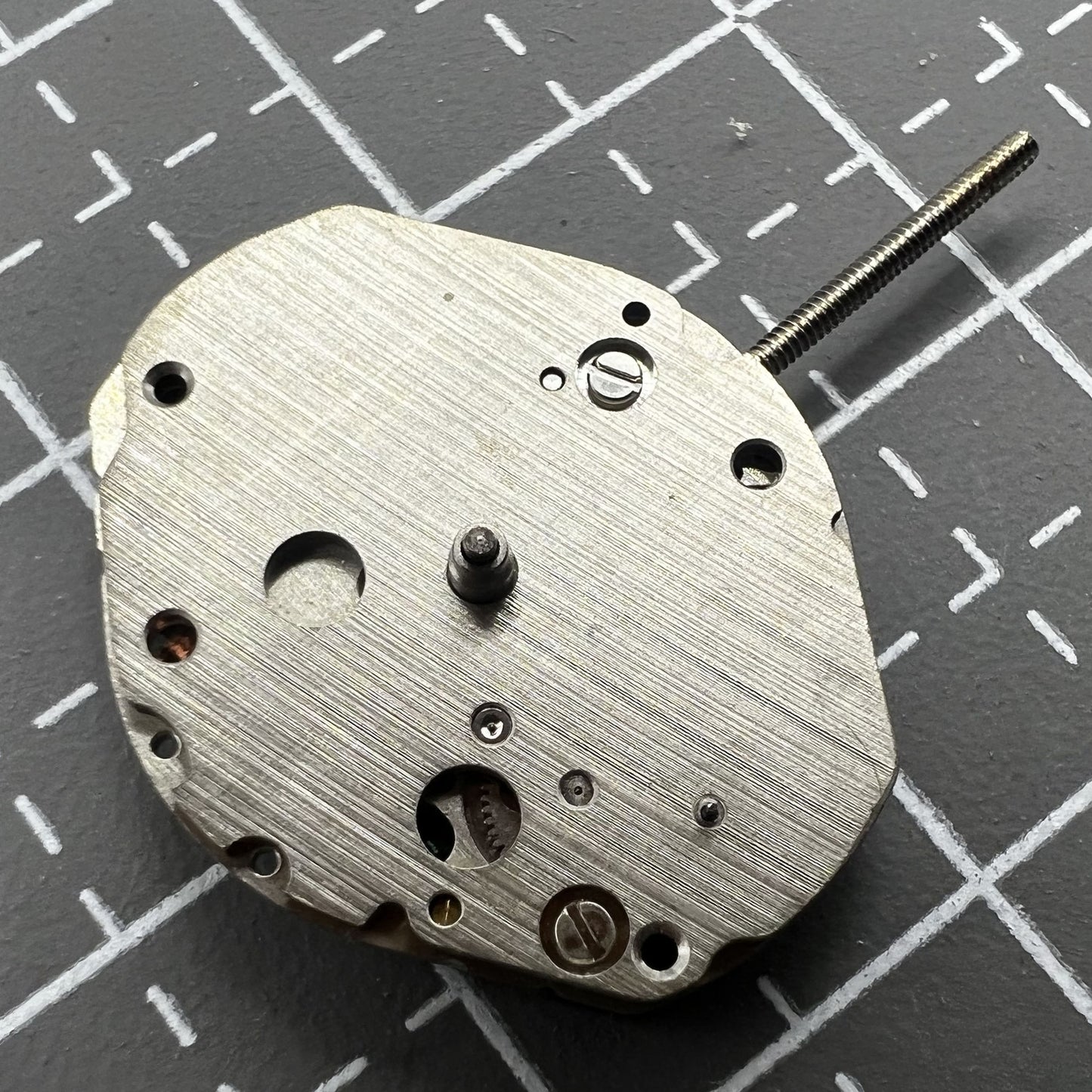 Seiko V253A Quarzwerk mit zwei Zeigern und kleiner Sekunde ? Ersatzteil f�r Uhrenreparatur