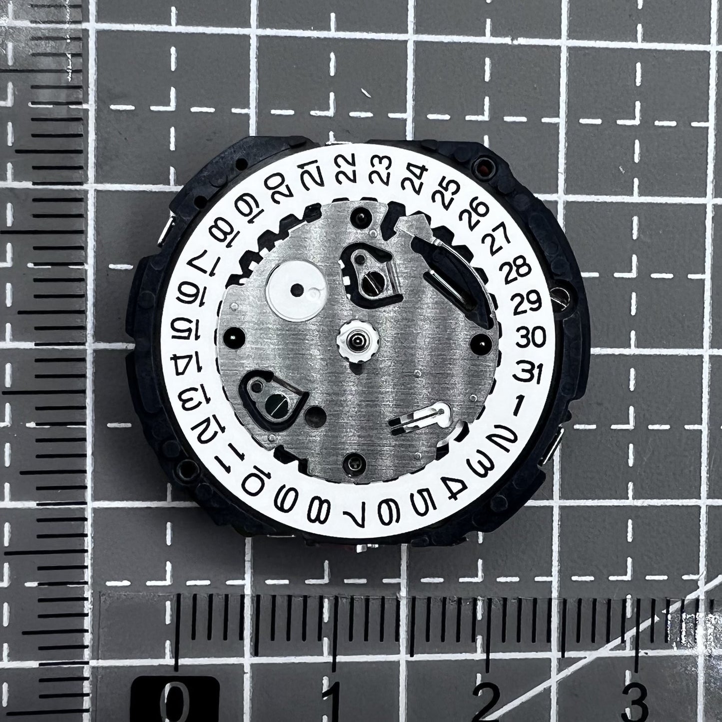 Seiko V176A quartz watch movement, precise Japan-made mechanism for watch accessories