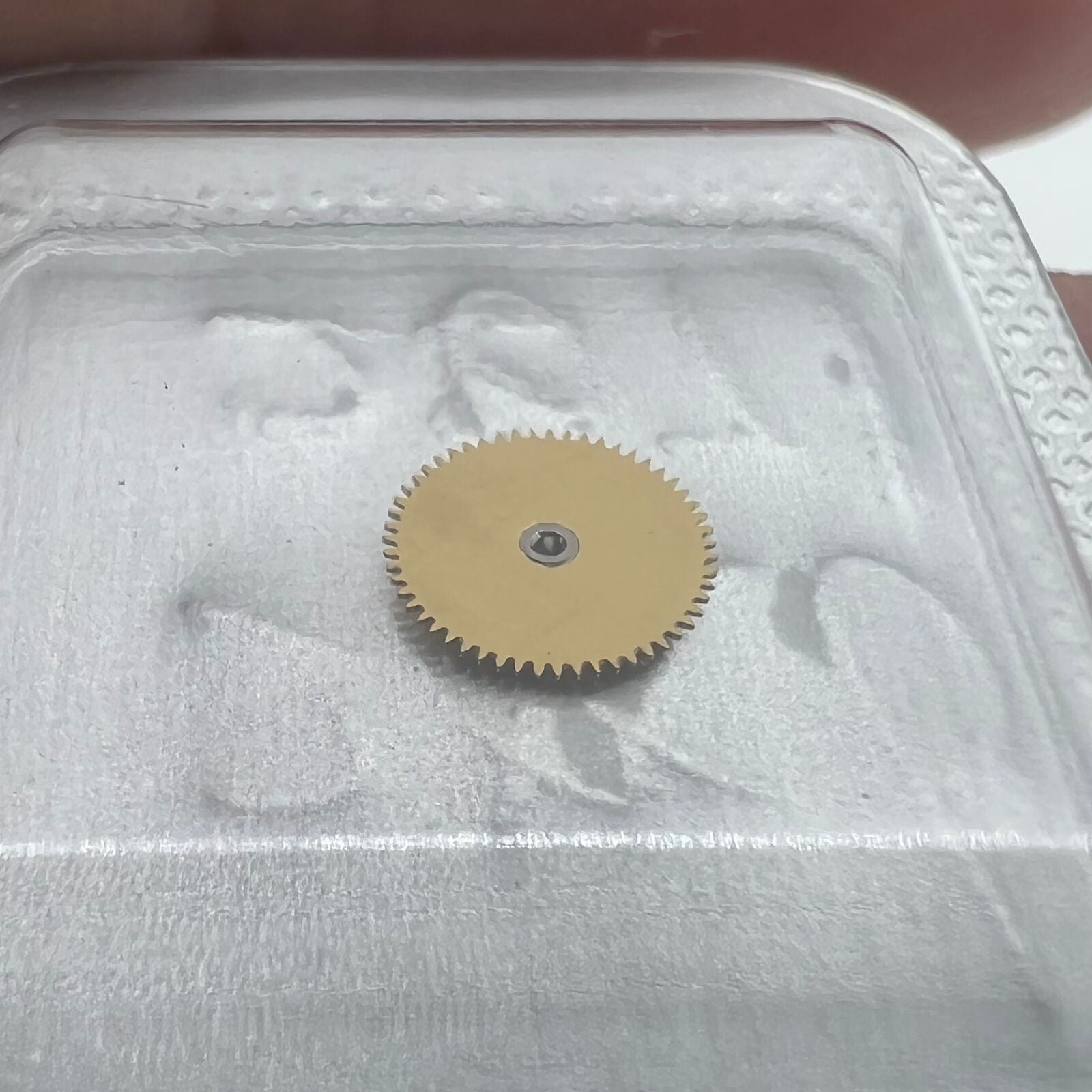 Ref.2556 driving wheel spare part for ETA 2671 watch movement date indicator, precision replacement component.