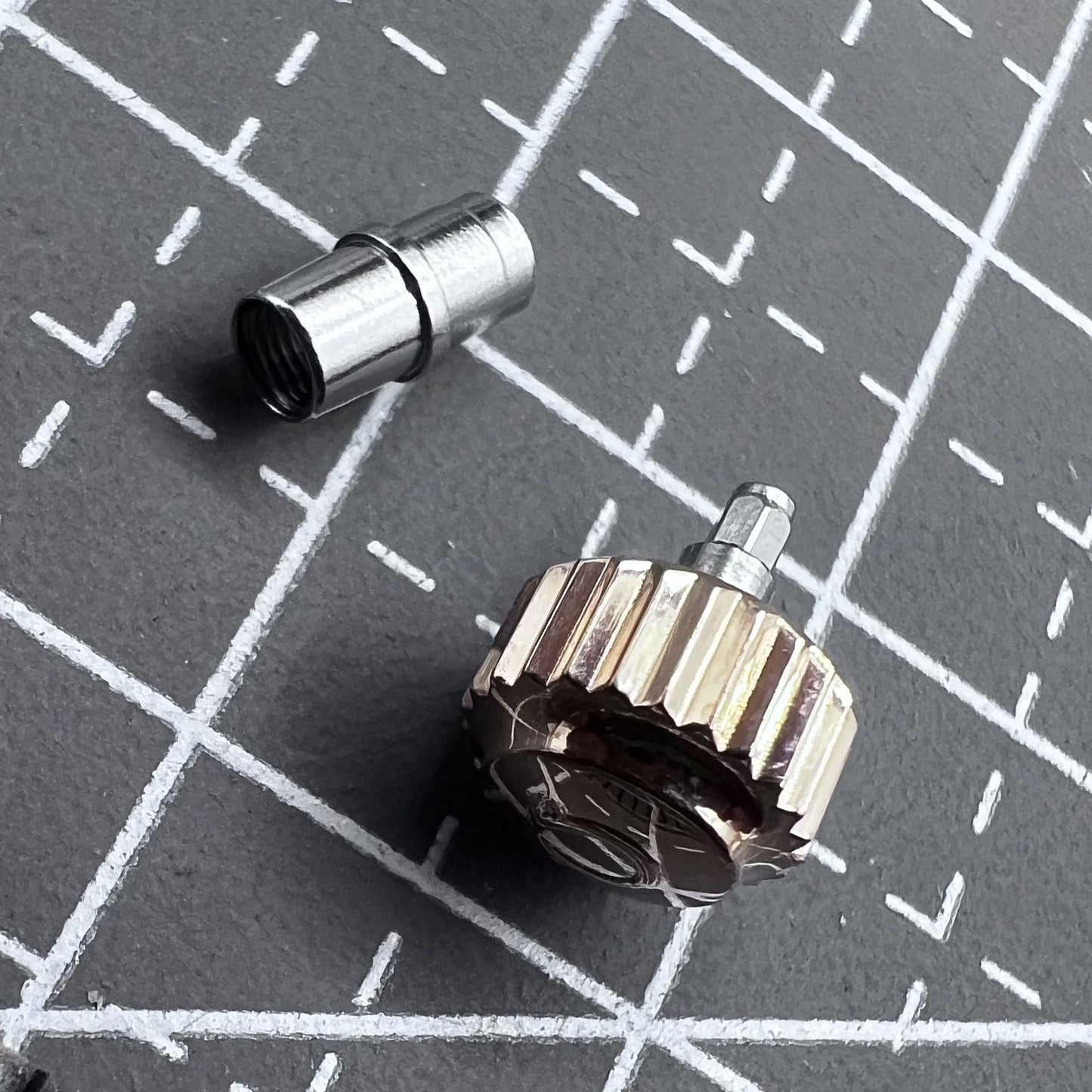 6.0mm Roségoldene Uhrenkrone mit Rohr passend für OMEGA Seamaster 300