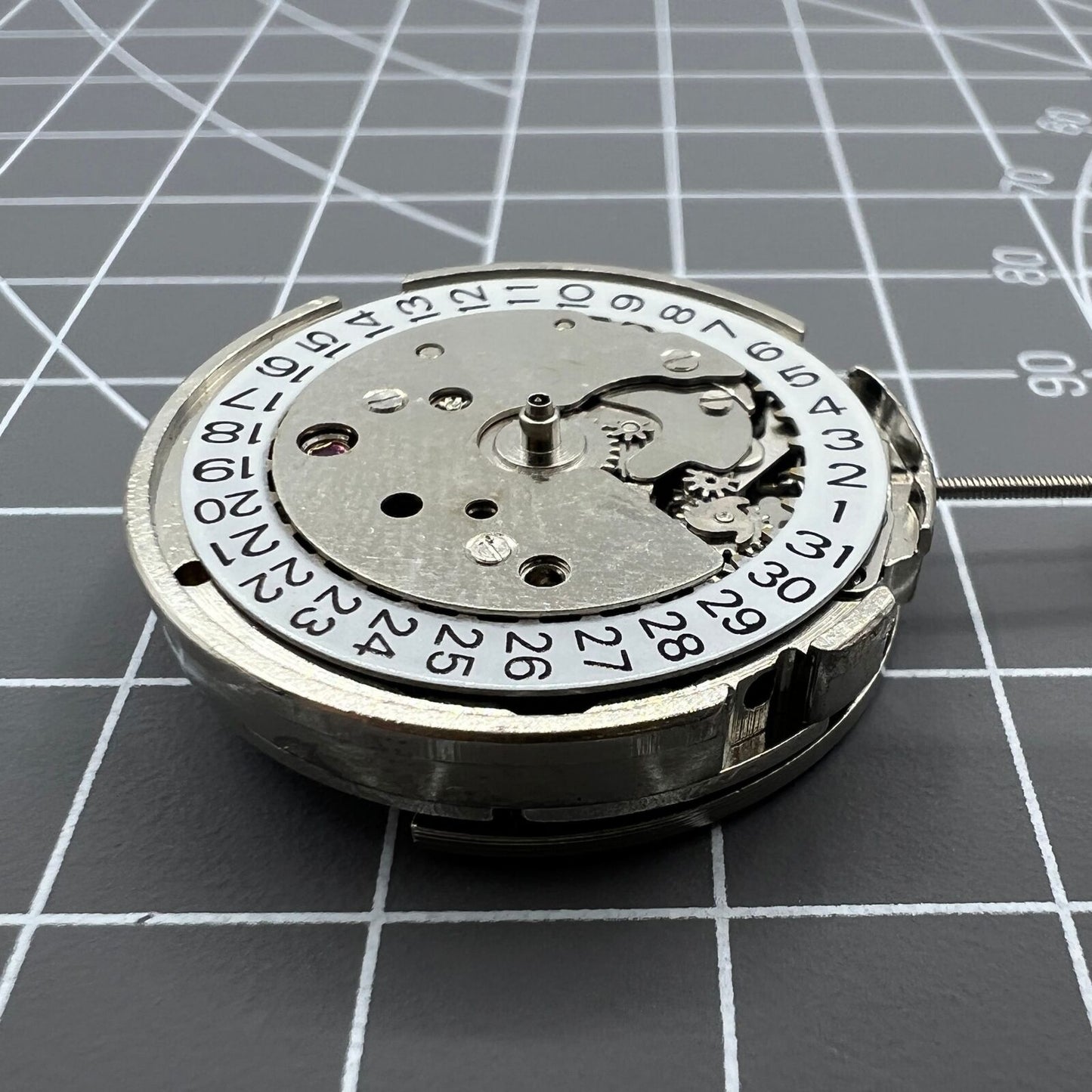 7120 automatic watch movement, 26.5mm diameter, single calendar, 3-hand design for precise timekeeping