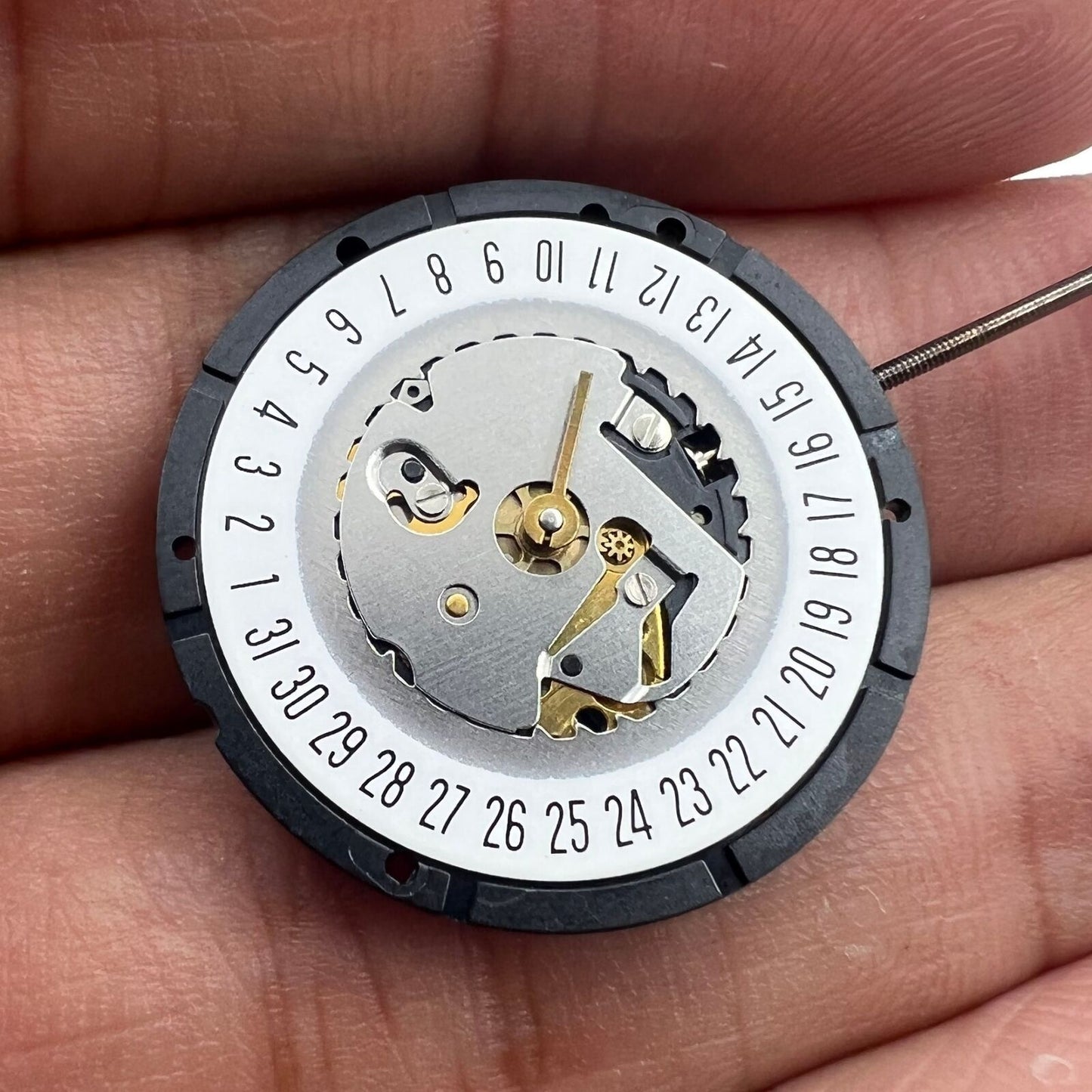ISA 330 Uhrwerk Datum um 6:00 Uhr Quarzwerk Original Uhrenzubehör 