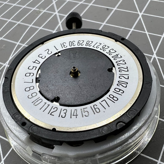 Genuine V8 ETA G10.711 Swiss quartz watch movement with multifunctional date at 6 o'clock.