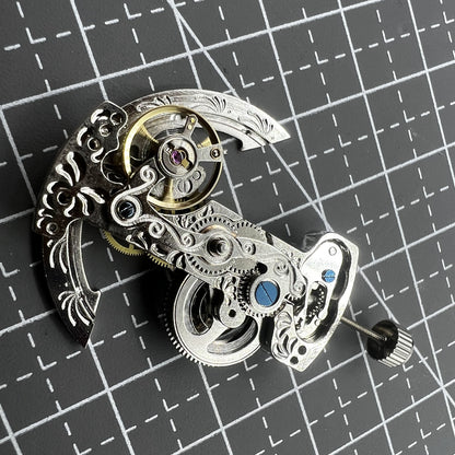 Automatisches Mechanisches Uhrwerk mit Barförmigem Blankem Unruhrad