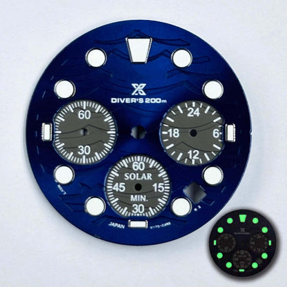 Luminescent green watch dial with 31mm silver bezel for VD53 by Leuchtendes, ideal for stylish timepieces