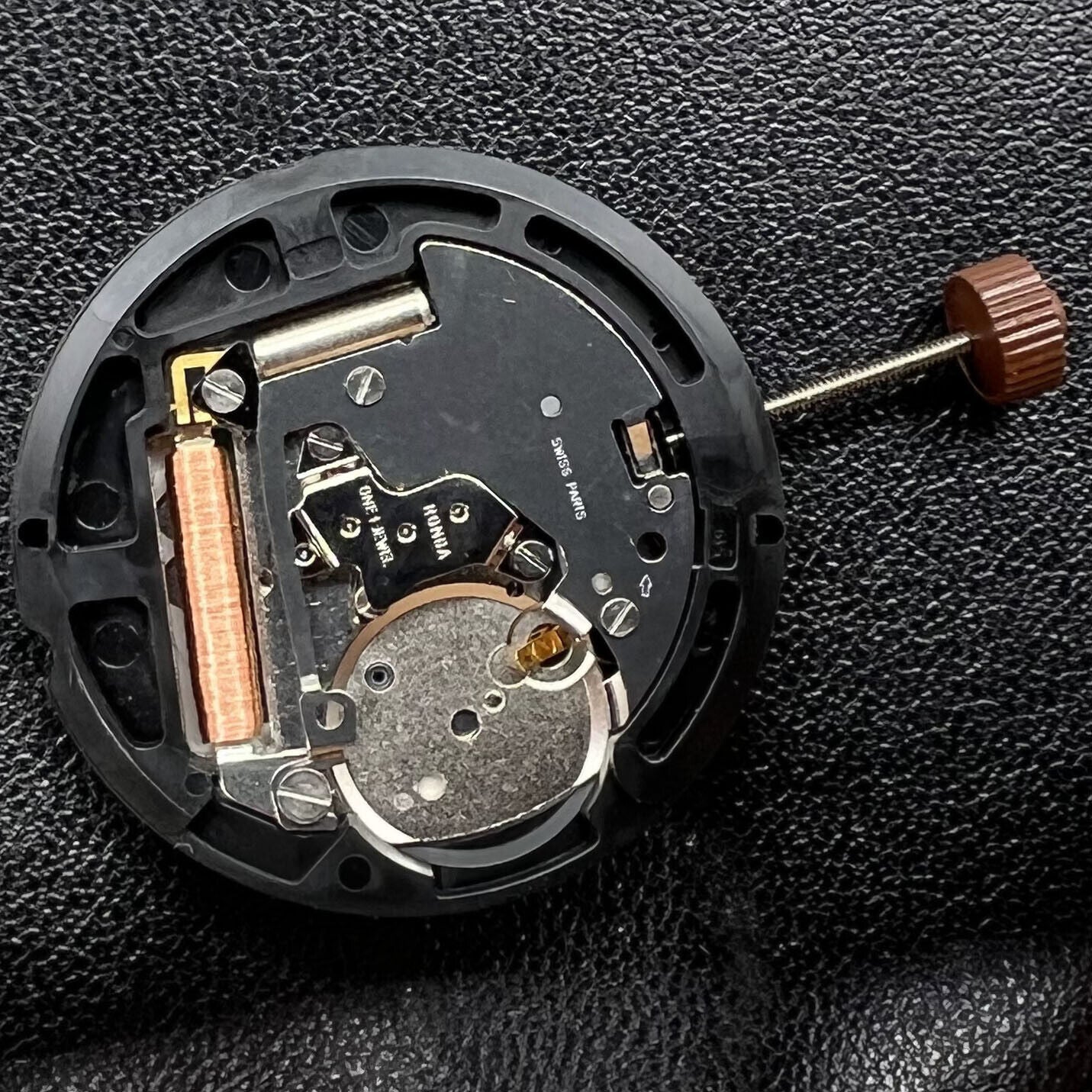 Swiss Made Ronda 519 quartz watch movement, precise and durable for quality watch accessories.