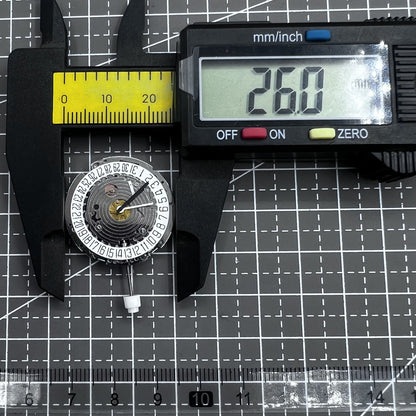 Swiss ISA 8171A quartz watch movement with white dial, four hands, and date at 6 o?clock for precise timekeeping.